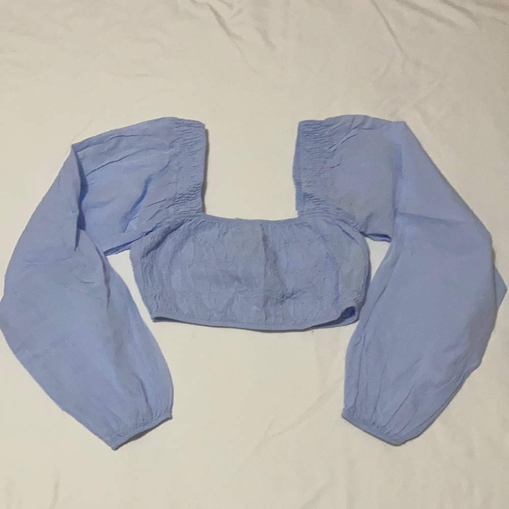 Puff sleeve cropped blouse